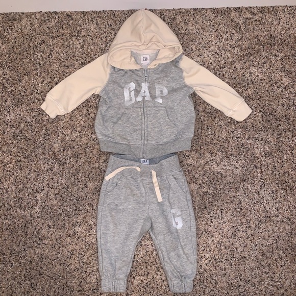 GAP Other - Baby Gap zip hoodie and matching pants!